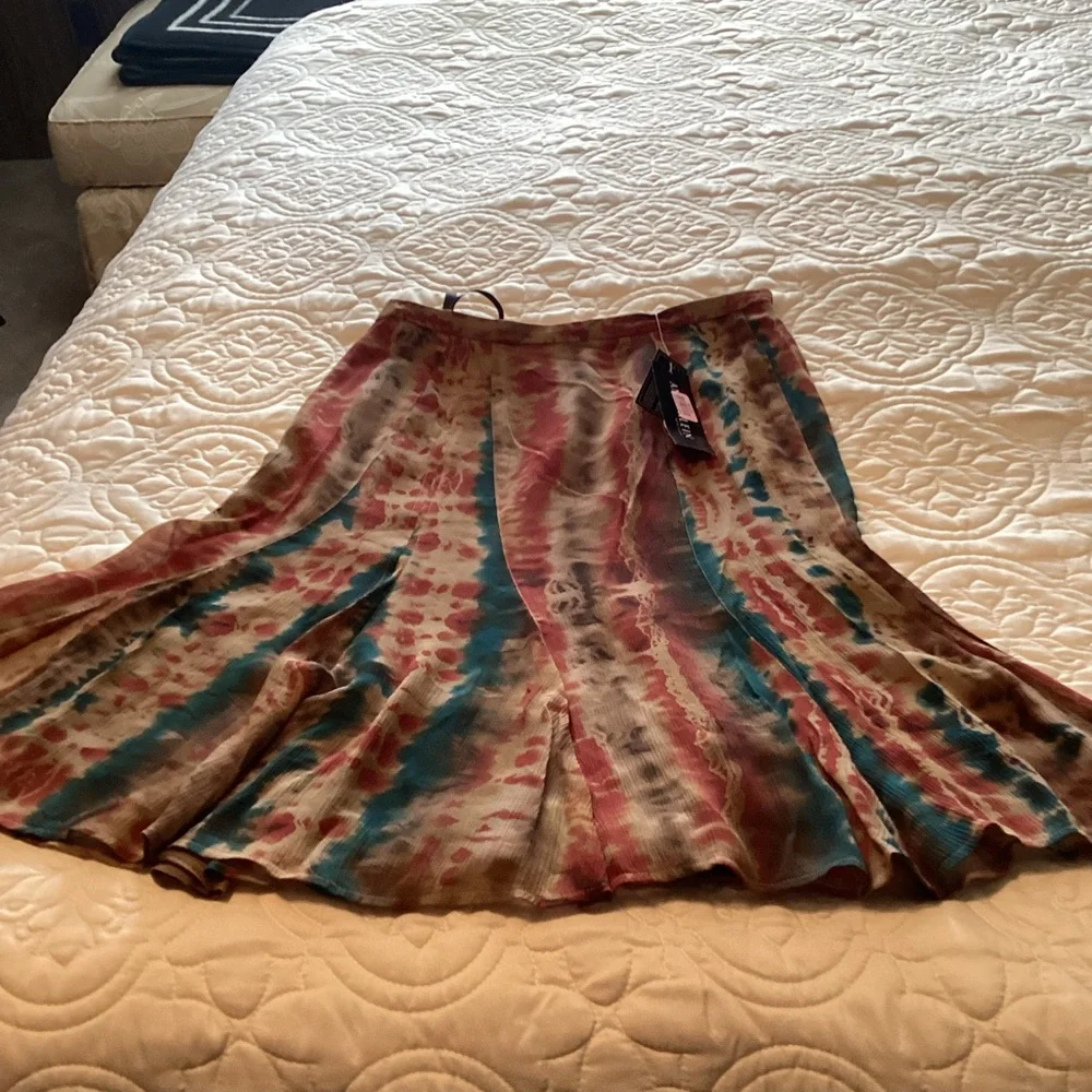 Ann Klein ladies 100% silk skirt, NWT, size 8 - Picture 3 of 14